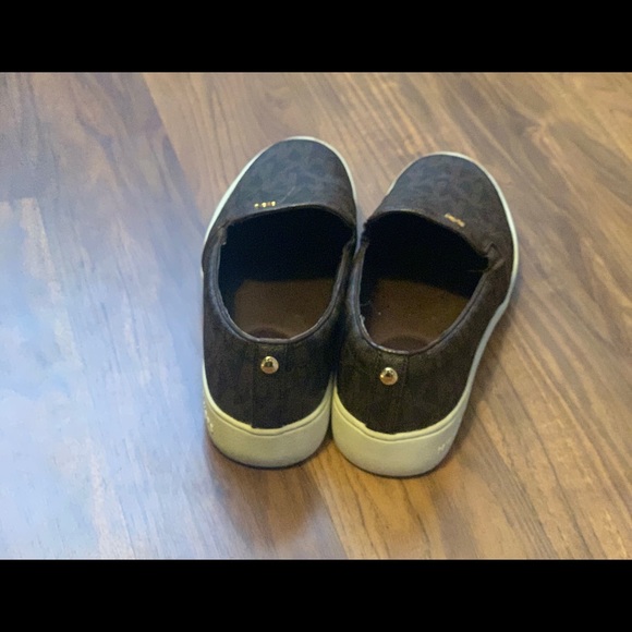 MK shoes - Picture 3 of 4